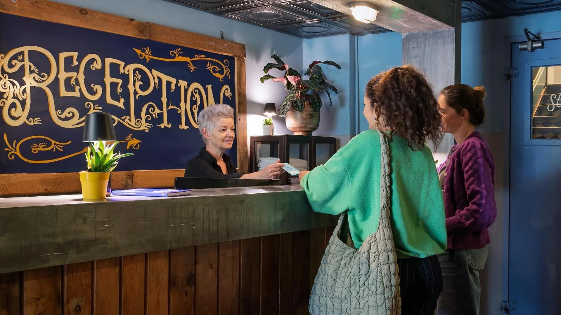 Stayokay Hostel Eindhoven - Blue Collar